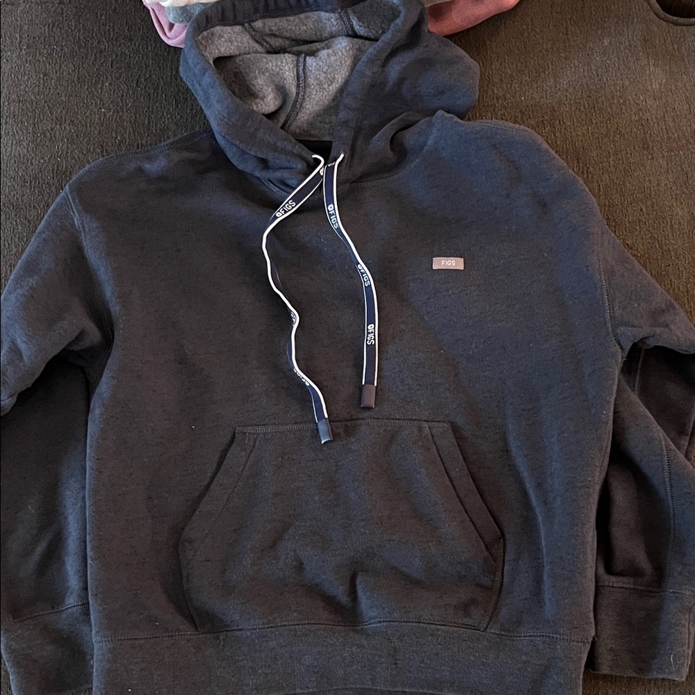 FIGS Women's Heathered Navy Off Shift Pullover Hoodie